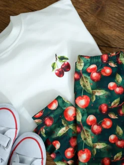 Bluza dziecięca z nadrukiem wisienek