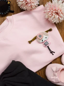 Bluza dziecięca z naszywką w kształcie dziewczynki