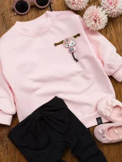 Bluza dziecięca z naszywką w kształcie dziewczynki