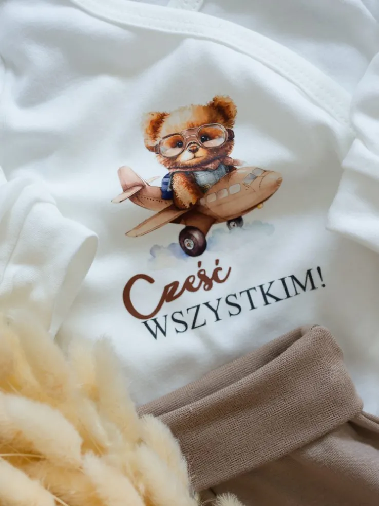 Body kopertowe miś w samolocie Cześć wszystkim!