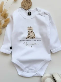 Body niemowlęce pierwszy dzień mamy wilki