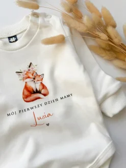 Body niemowlęce pierwszy dzień mamy liski