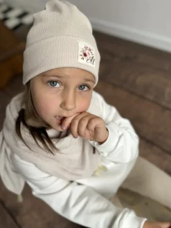 Czapka dla dziecka kwiaty inicjałem + komin