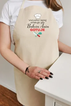 Fartuch kuchenny z nadrukiem Babcia gotuje