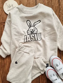 Komplet dla dziecka wesoły zajączek z imieniem (bluza + spodnie)