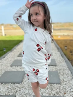 Komplet dla dziewczynki truskawki bluza+ szorty