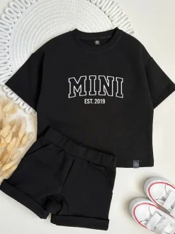 Komplet dresowy mini est. (koszulka + szorty)