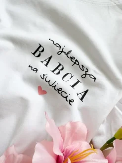 Koszulka damska z dekoltem w serek najlepsza babcia na świecie