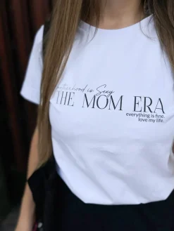 Koszulka damska z nadrukiem The Mom Era