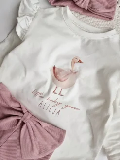 Koszulka z falbankami przy rękawach little baby goose