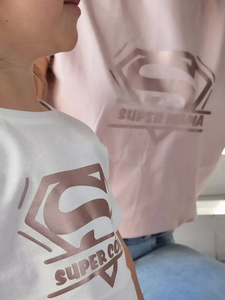 Koszulka z nadrukiem super córka