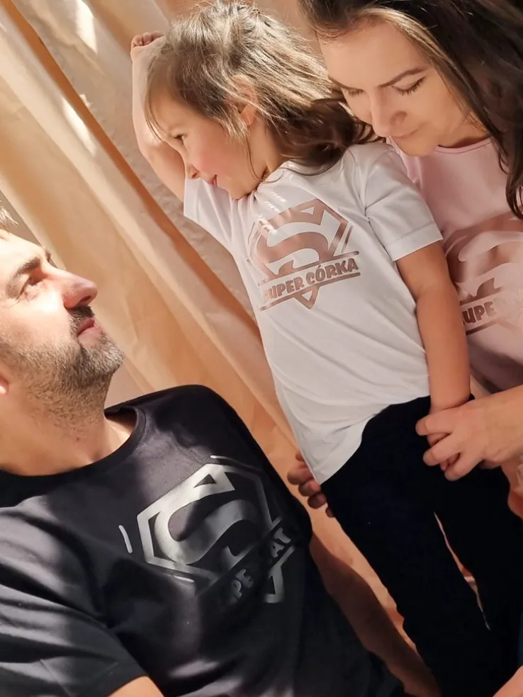 Koszulka z nadrukiem super córka