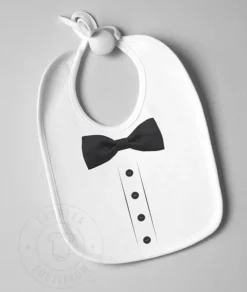 Śliniak z muchą dla eleganta