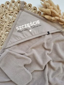 Okrycie kąpielowe z nadrukiem szczęście mamusi i tatusia