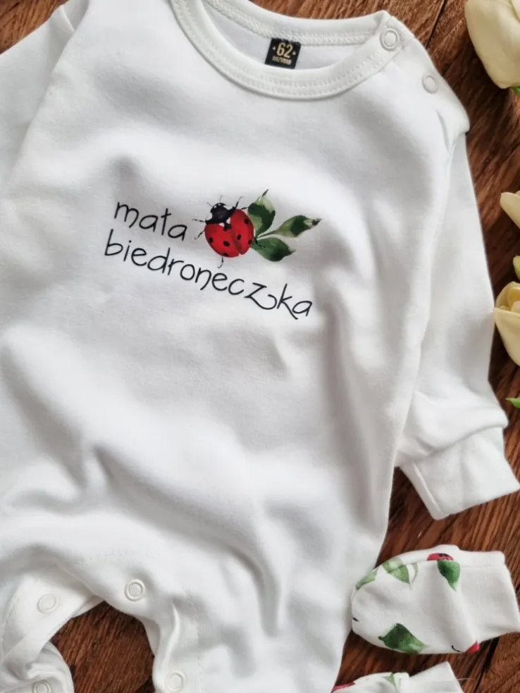 Pajac niemowlęcy mała biedroneczka