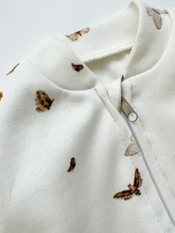 Pajacyk niemowlęcy na suwak ze stópkami boho motyle