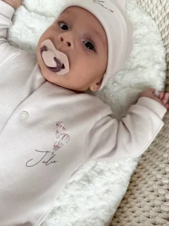 Pajacyk niemowlęcy ze stópkami balony z imieniem