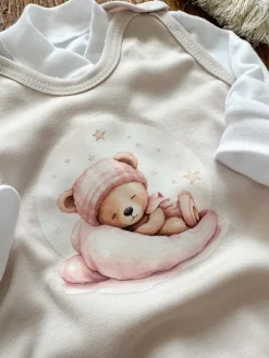 Śpiochy niemowlęce śpiący miś w różowej czapeczce + kaftanik