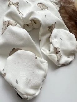 Półśpiochy niemowlęce miś akrobata