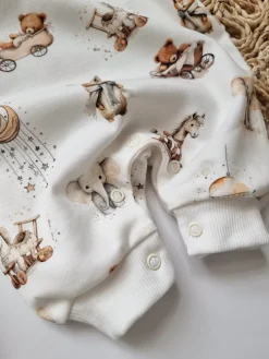 Rampers niemowlęcy retro zwierzątka