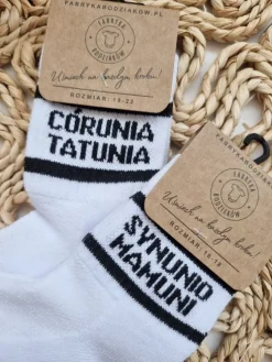 Skarpetki dziecięce z napisem córunia tatunia / synunio mamuni