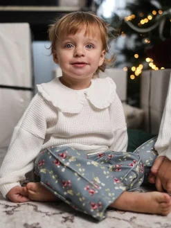 Sweter dziecięcy ecru