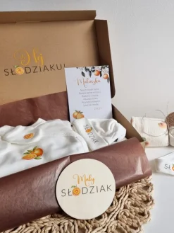 Zestaw wyprawkowy dla niemowlaka 10 el. pomarańcze
